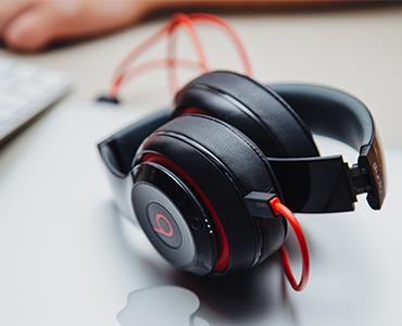 Experience Great Sound With Beats Headphone